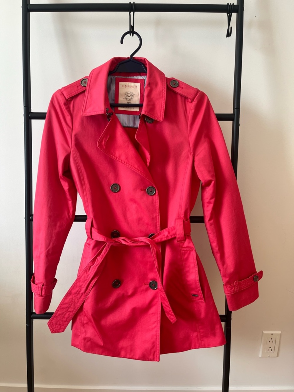 Vibrant red Esprit trench coat with classic double-breasted front
